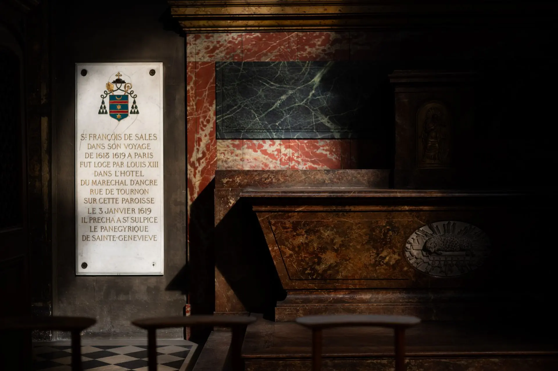 Autel de la chapelle Saint François de Sales